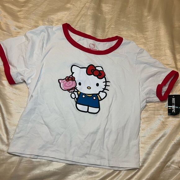 Hello Kitty red trim crop top tee in XL - Picture 1 of 6